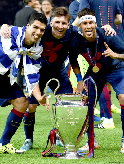 2025中乙最佳青年球员候选：彭啸领衔，帅惟浩、袁建锐入选（2025中乙最佳青年球员候选名单：彭啸领跑，帅惟浩、袁建锐上榜）