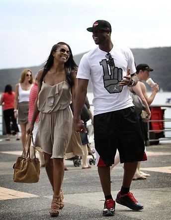 解说：森林狼能拉起强度 爱德华兹决胜时刻展现了可怕的原始天赋（解读：森林狼强度拉满，爱德华兹关键时刻展现惊人的原始天赋）