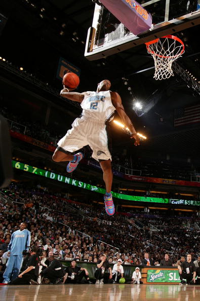 底薪值不值？威少本赛季7次砍下得分助攻两双，排名联盟第5（威少本季7次斩获得分+助攻两双列联盟第5，底薪是否值回票价？）