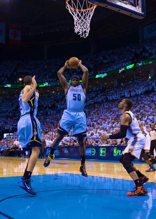 拉眼角引发争议的全北助教宣布辞职，此前因种族歧视被判禁赛5场（因拉眼角争议、涉种族歧视被禁赛5场的全北助教宣布辞职）