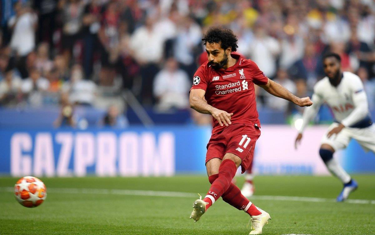 足球国足进攻体系被赞流畅度明显提升（国足进攻更顺畅，体系优化获赞）