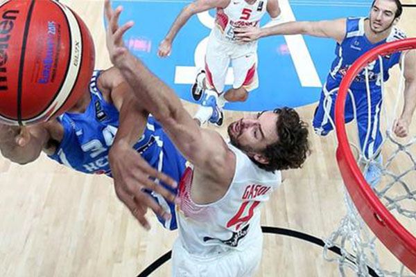 NBA常规赛焦点战精彩瞬间（NBA常规赛重磅对决高光时刻）