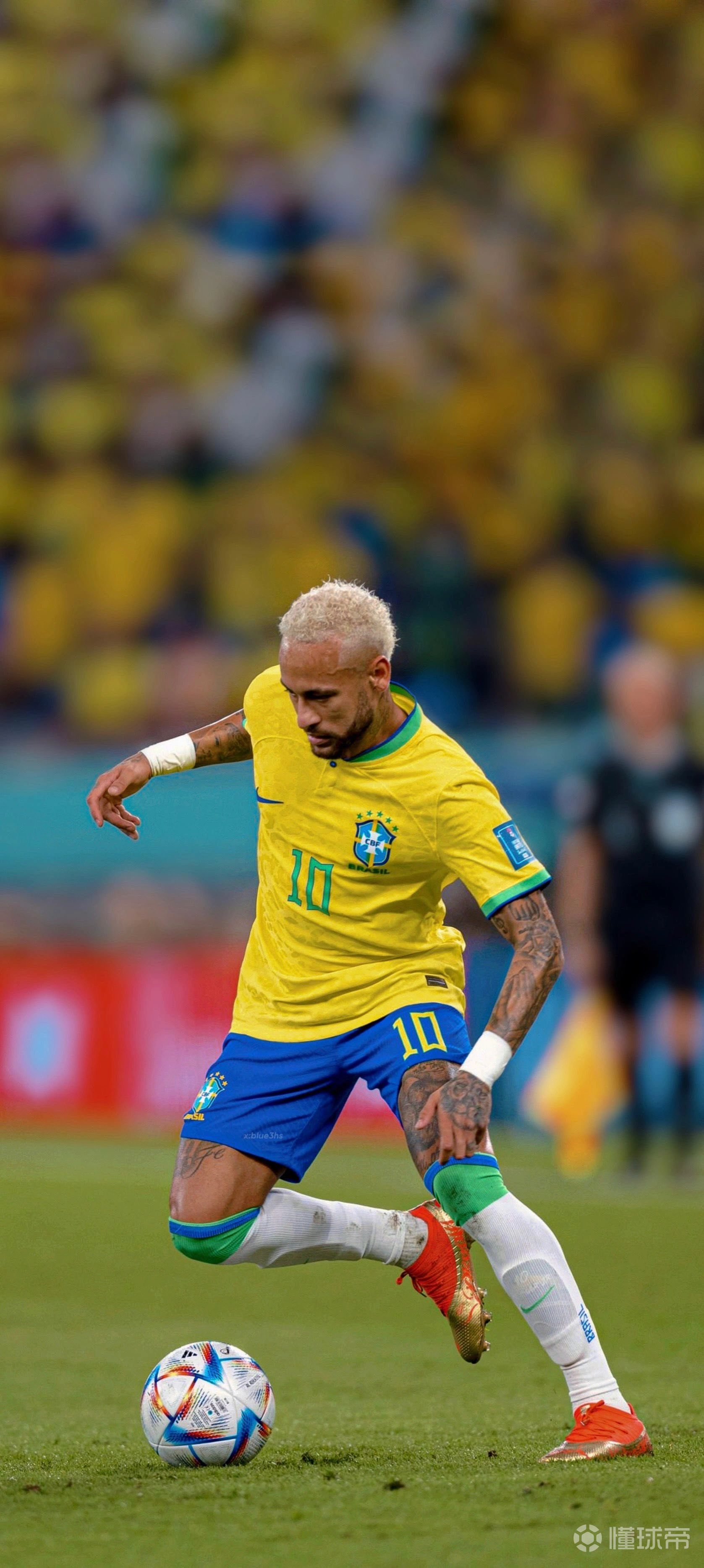 中超新政放宽引援限制，多队准备大手笔（中超新规松绑引援限制，多队酝酿重金投入）