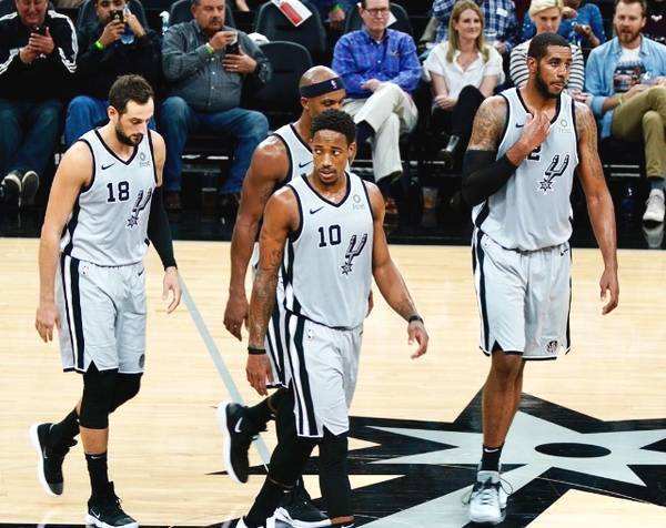 得分效率不高，7分来自7（得分效率偏低，7分源自7）