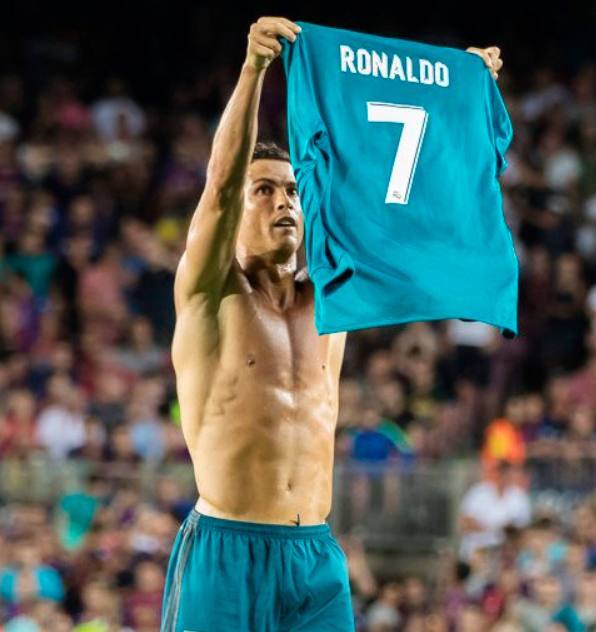 体坛记忆｜鲍威尔还是走了，快船终于有大前锋了（体坛记忆｜鲍威尔离开，快船终于补齐大前锋）